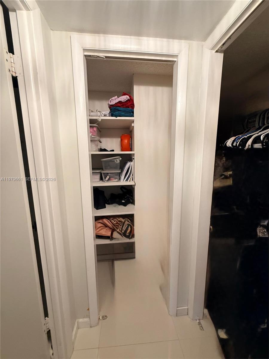 MAISON GRANDE CONDO - Residential Lease