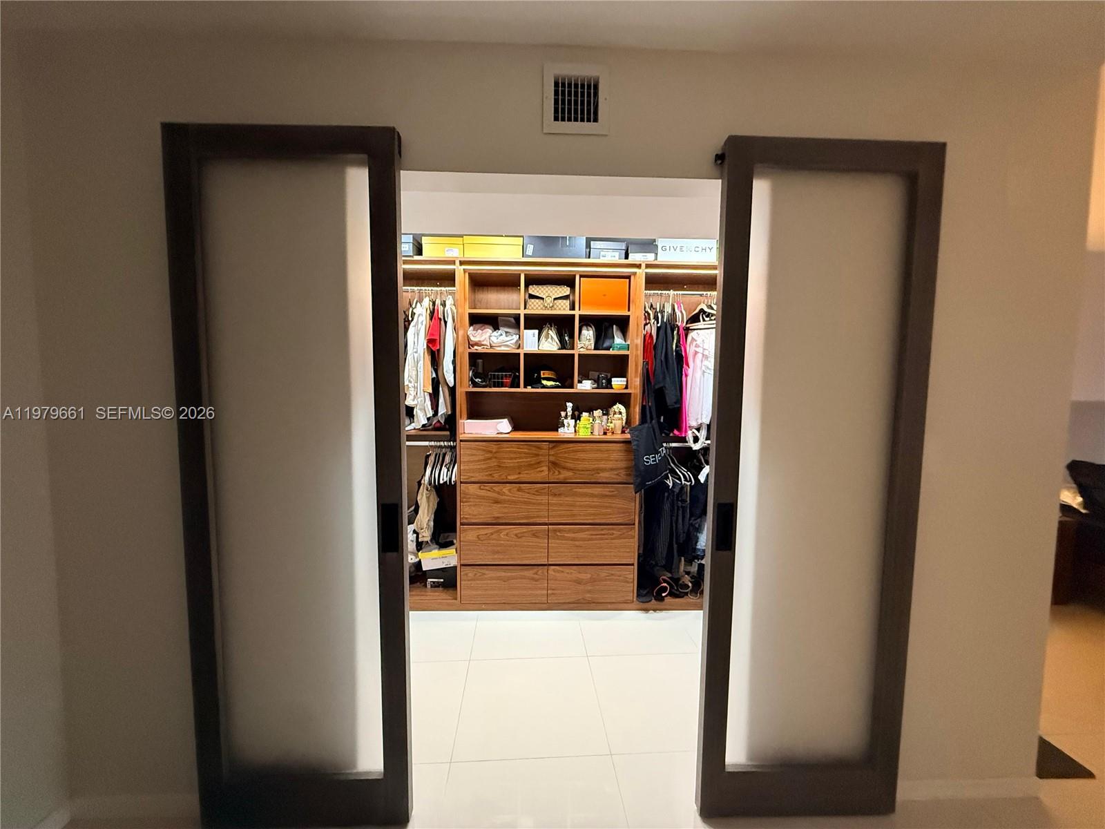 MAISON GRANDE CONDO - Residential Lease