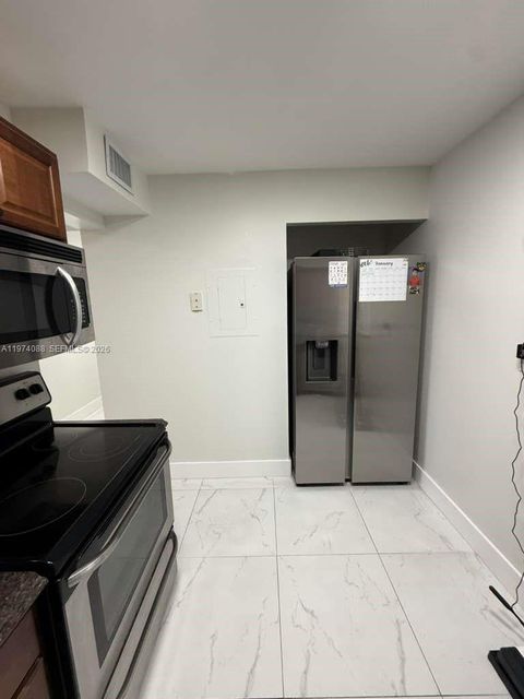 7727 SW 86th St A1-303 Miami FL 33143