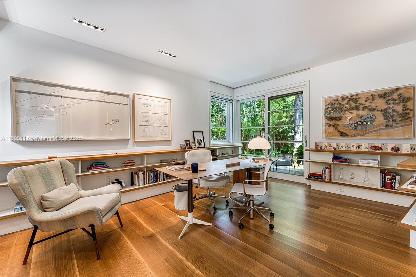 BANYAN RIDGE CONDO - Residential