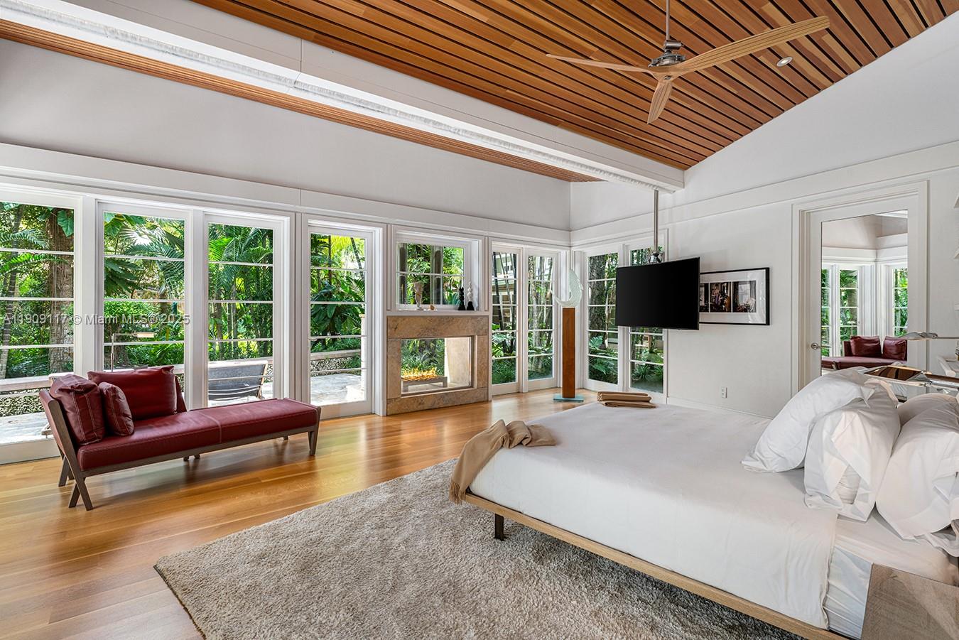 BANYAN RIDGE CONDO - Residential