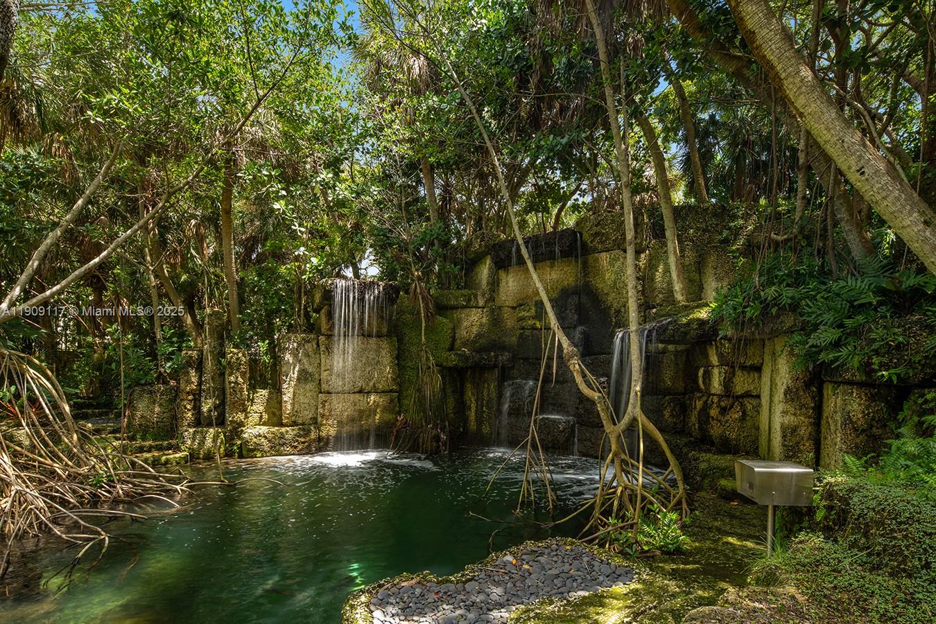 BANYAN RIDGE CONDO - Residential