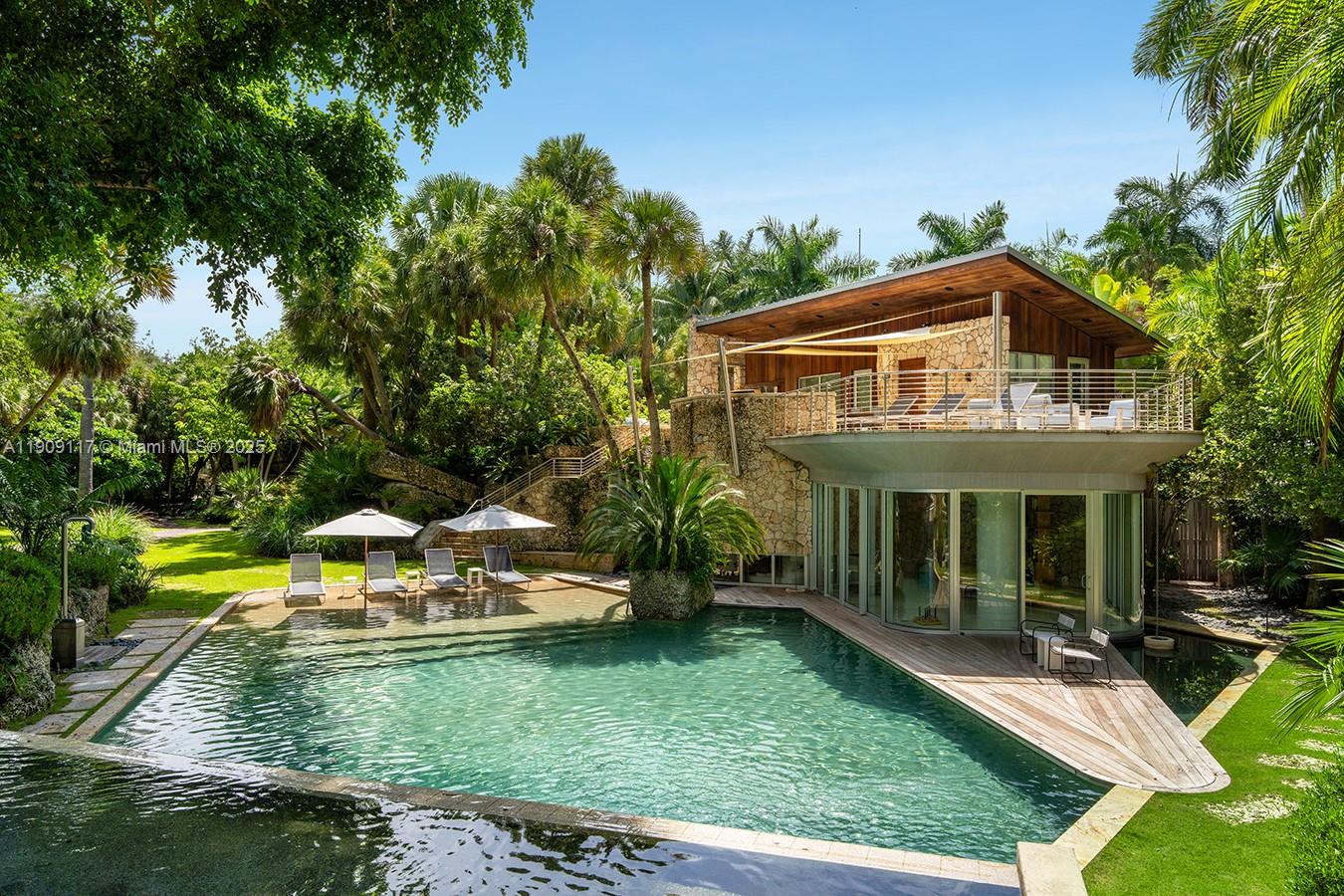 BANYAN RIDGE CONDO - Residential