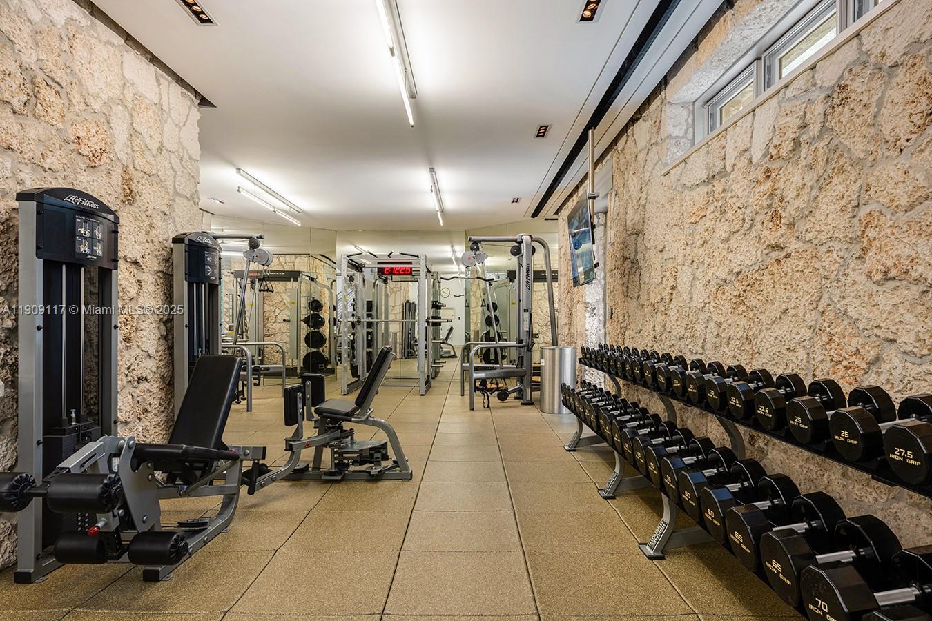 BANYAN RIDGE CONDO - Residential