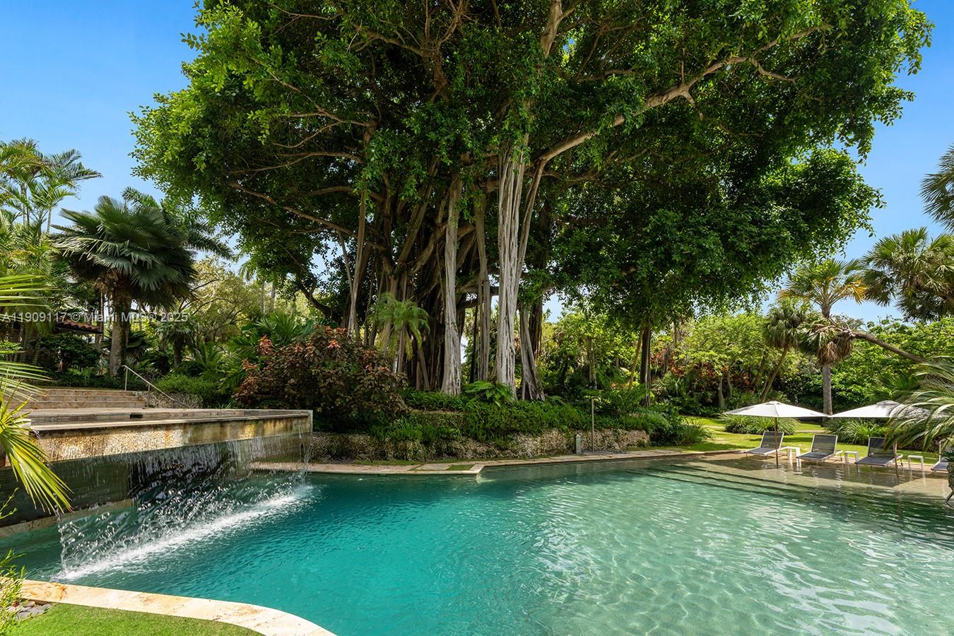 BANYAN RIDGE CONDO - Residential