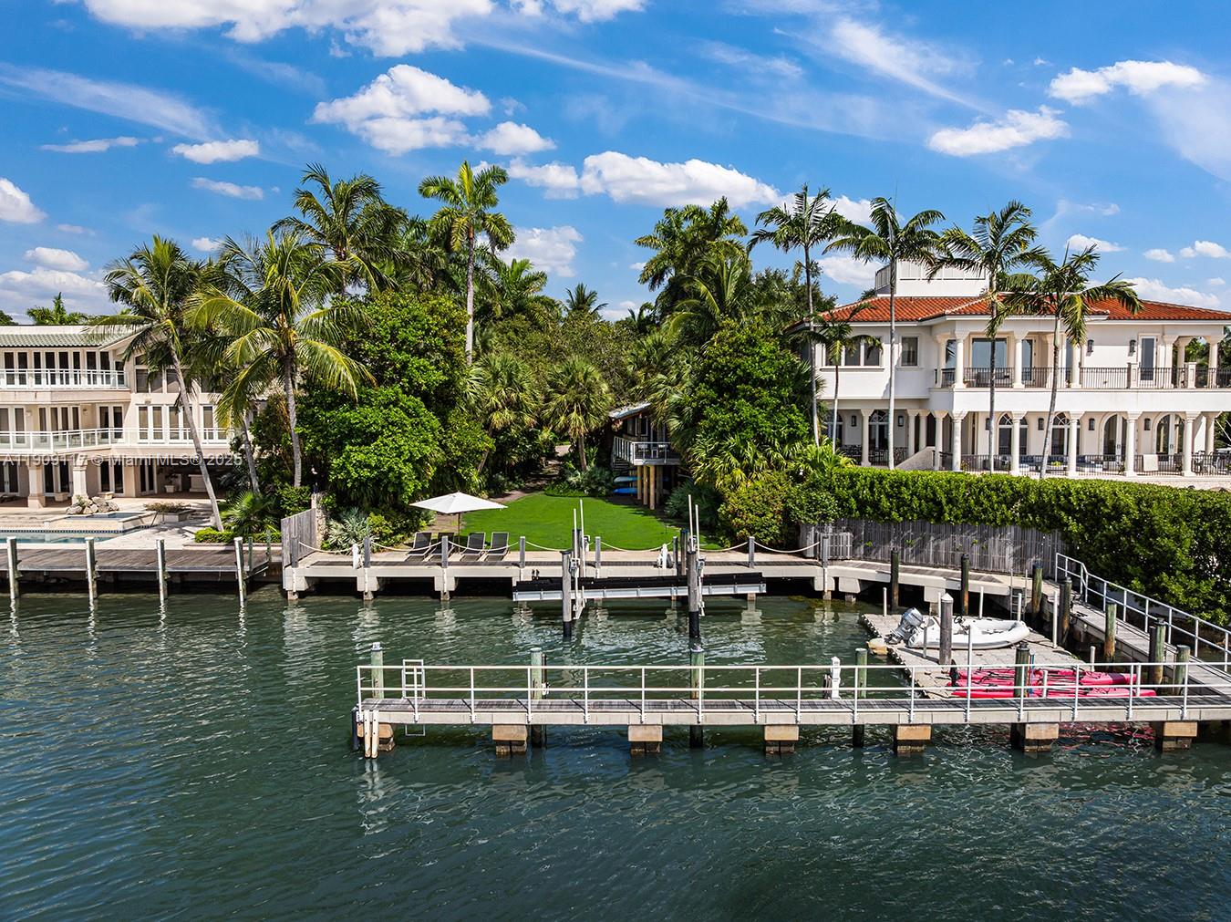 BANYAN RIDGE CONDO - Residential