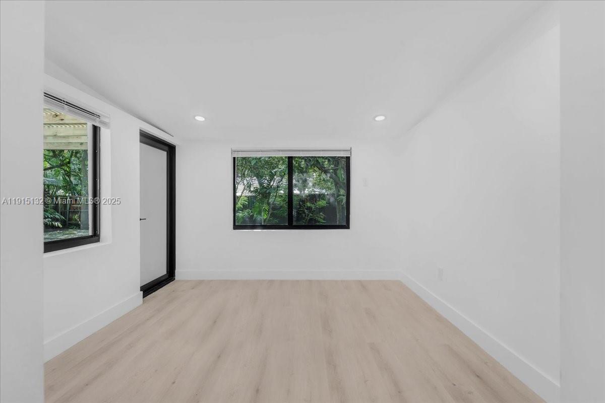 HILLS TRAIL GROVE - Residential