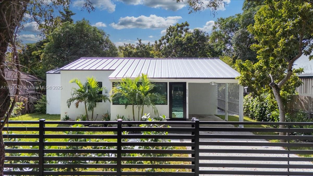 HILLS TRAIL GROVE - Residential