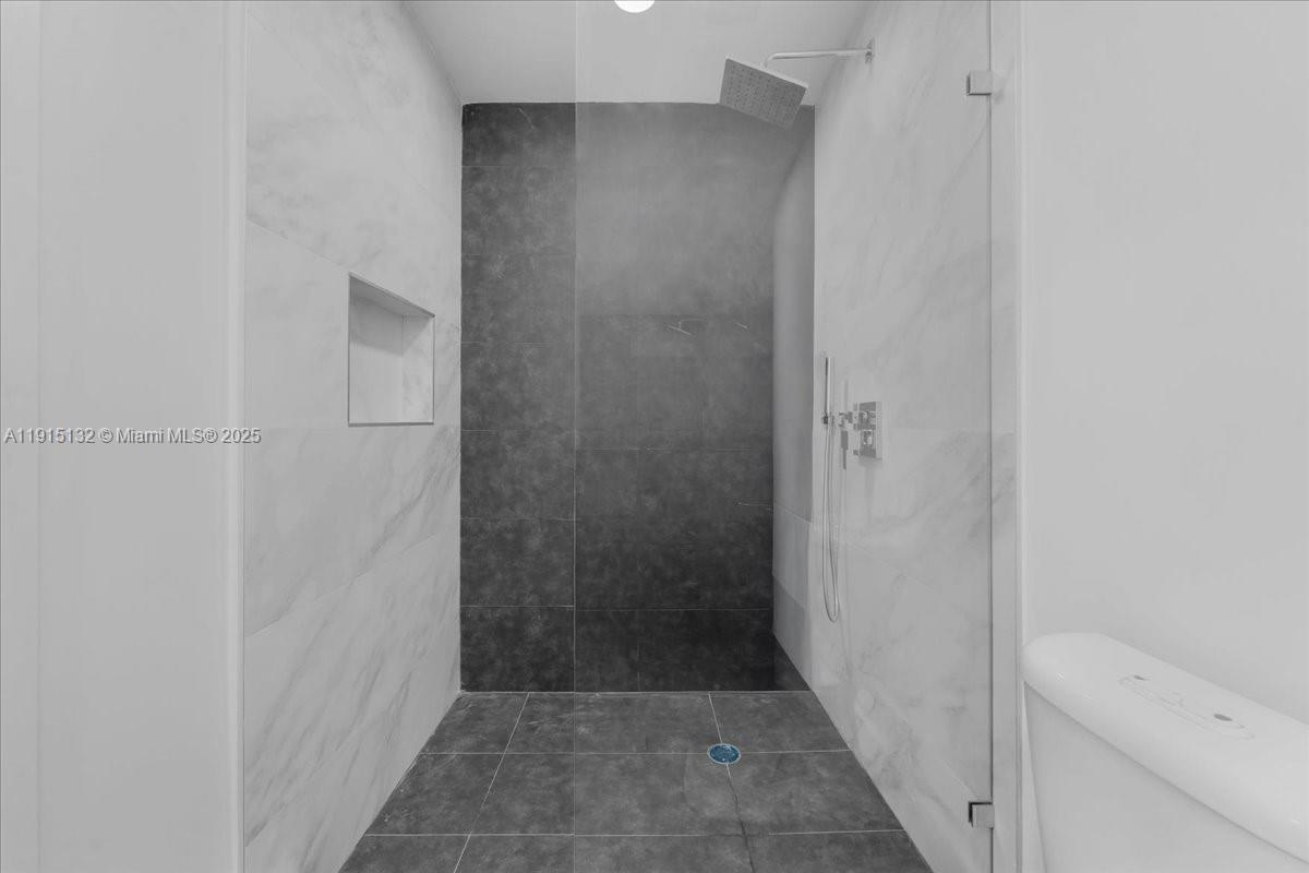 HILLS TRAIL GROVE - Residential