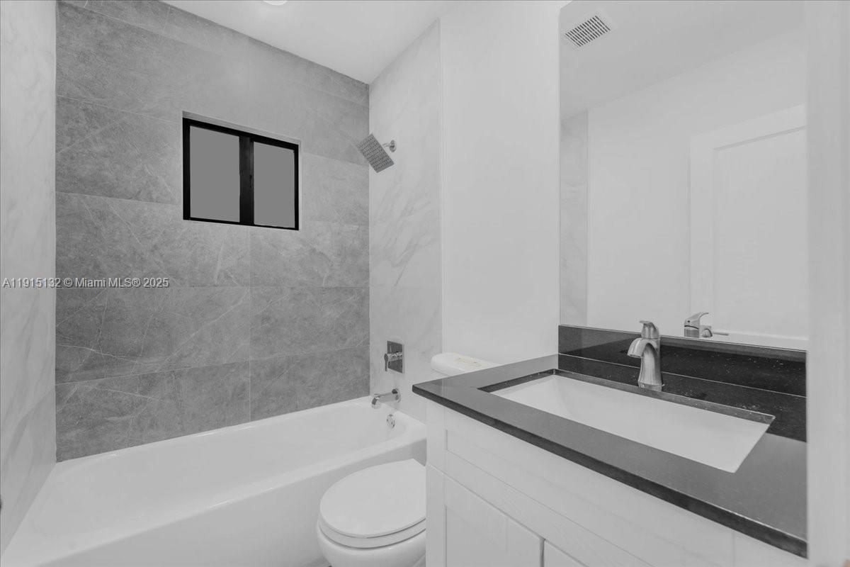 HILLS TRAIL GROVE - Residential