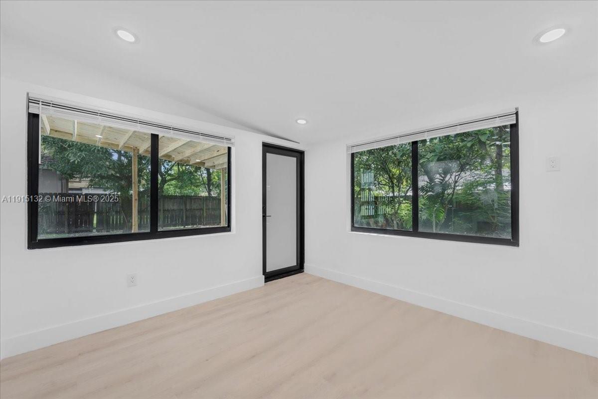 HILLS TRAIL GROVE - Residential