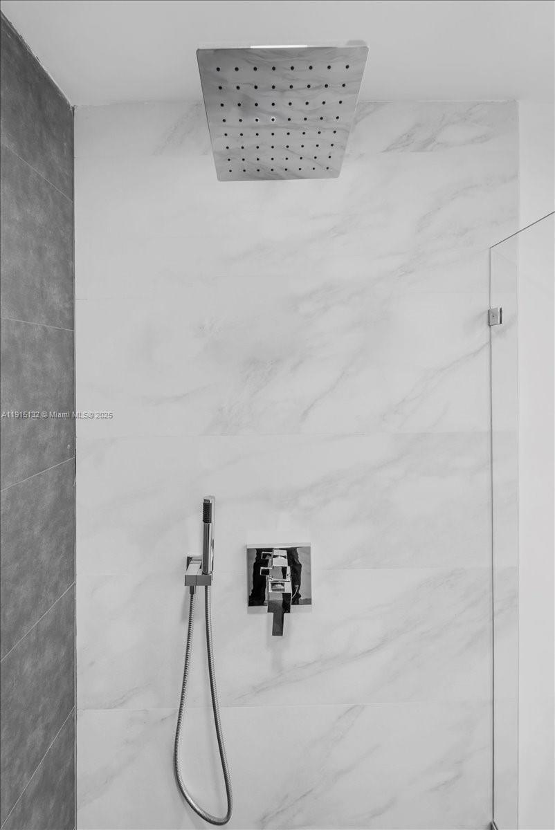 HILLS TRAIL GROVE - Residential