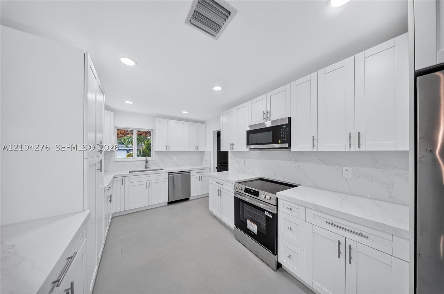 222 SW 58th Ave