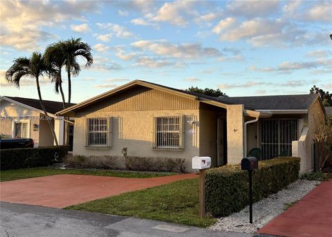 10611 SW 23rd Ter Miami FL 33165