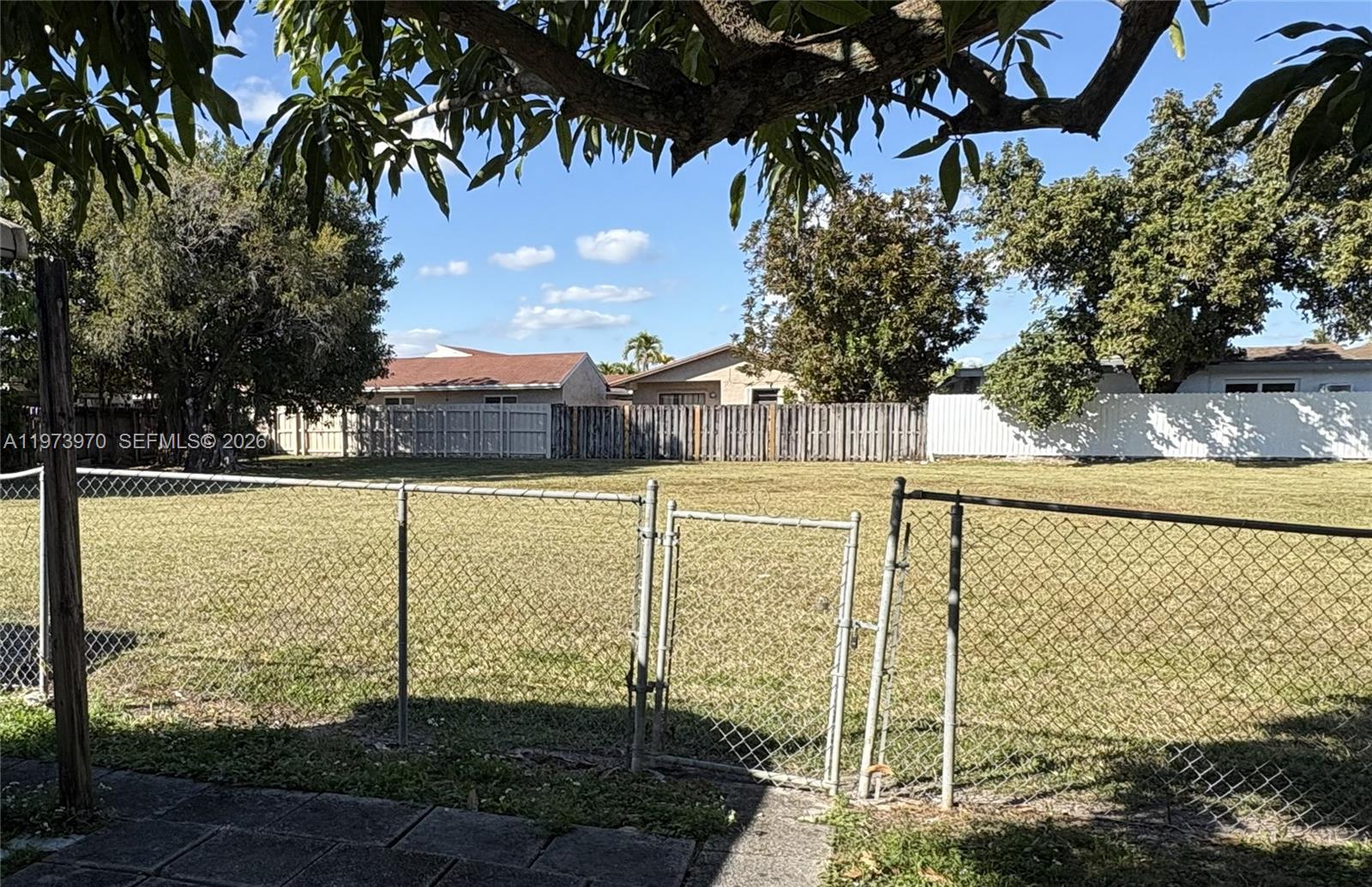 LES CHALETS - Residential