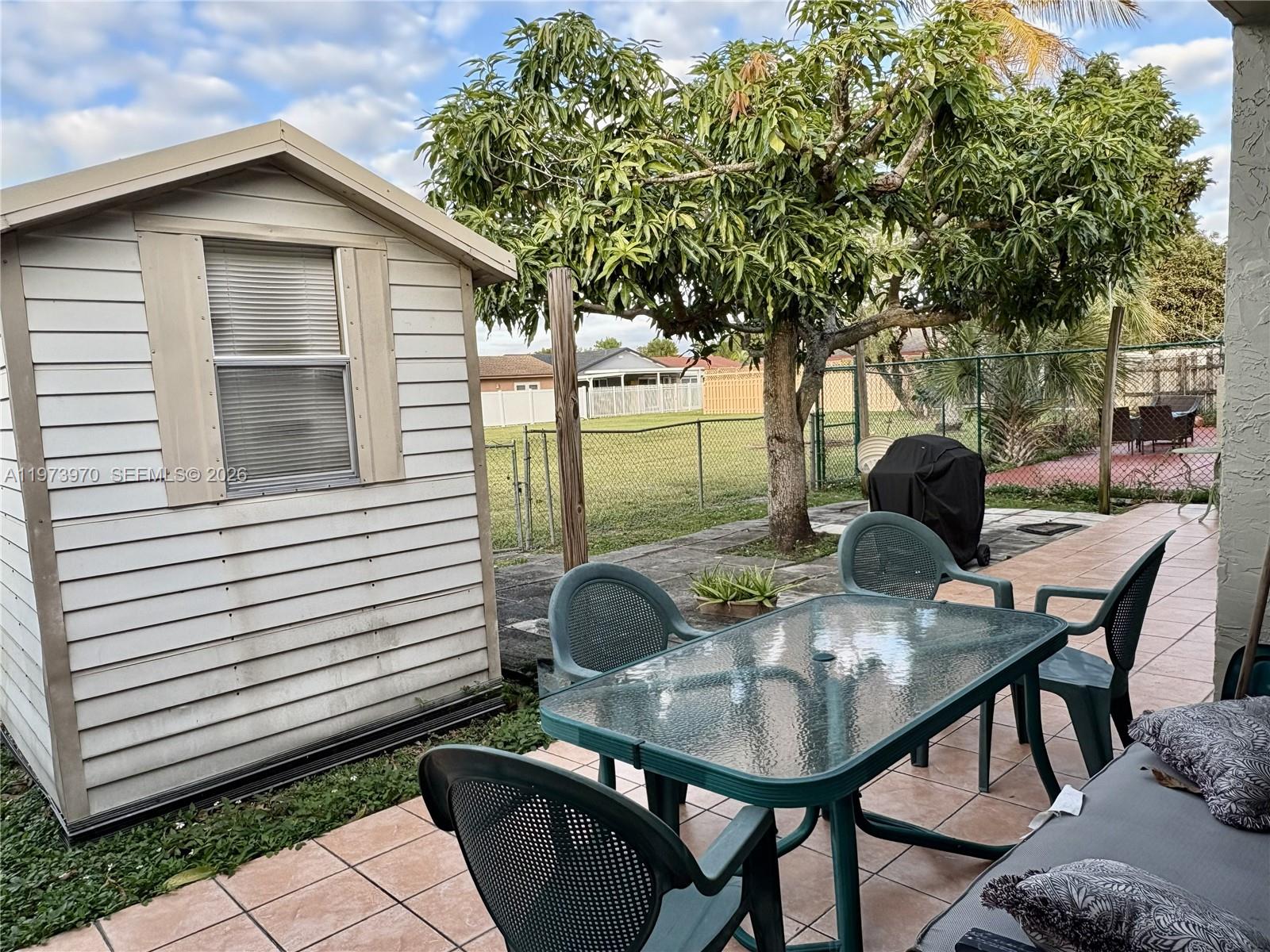 LES CHALETS - Residential