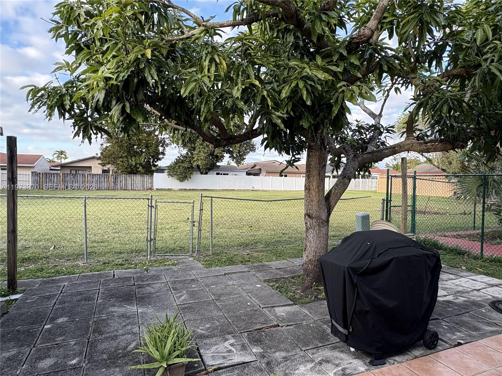 LES CHALETS - Residential