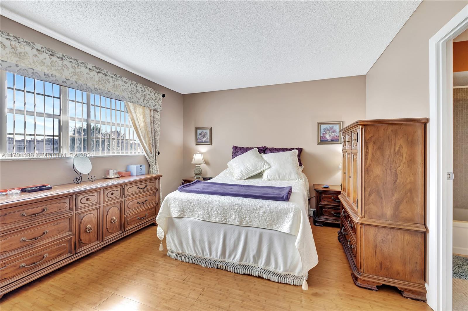 KARISA GARDENS CONDO - Residential