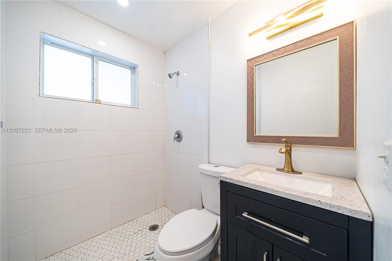 ELIZABETH PARK - Residential Income