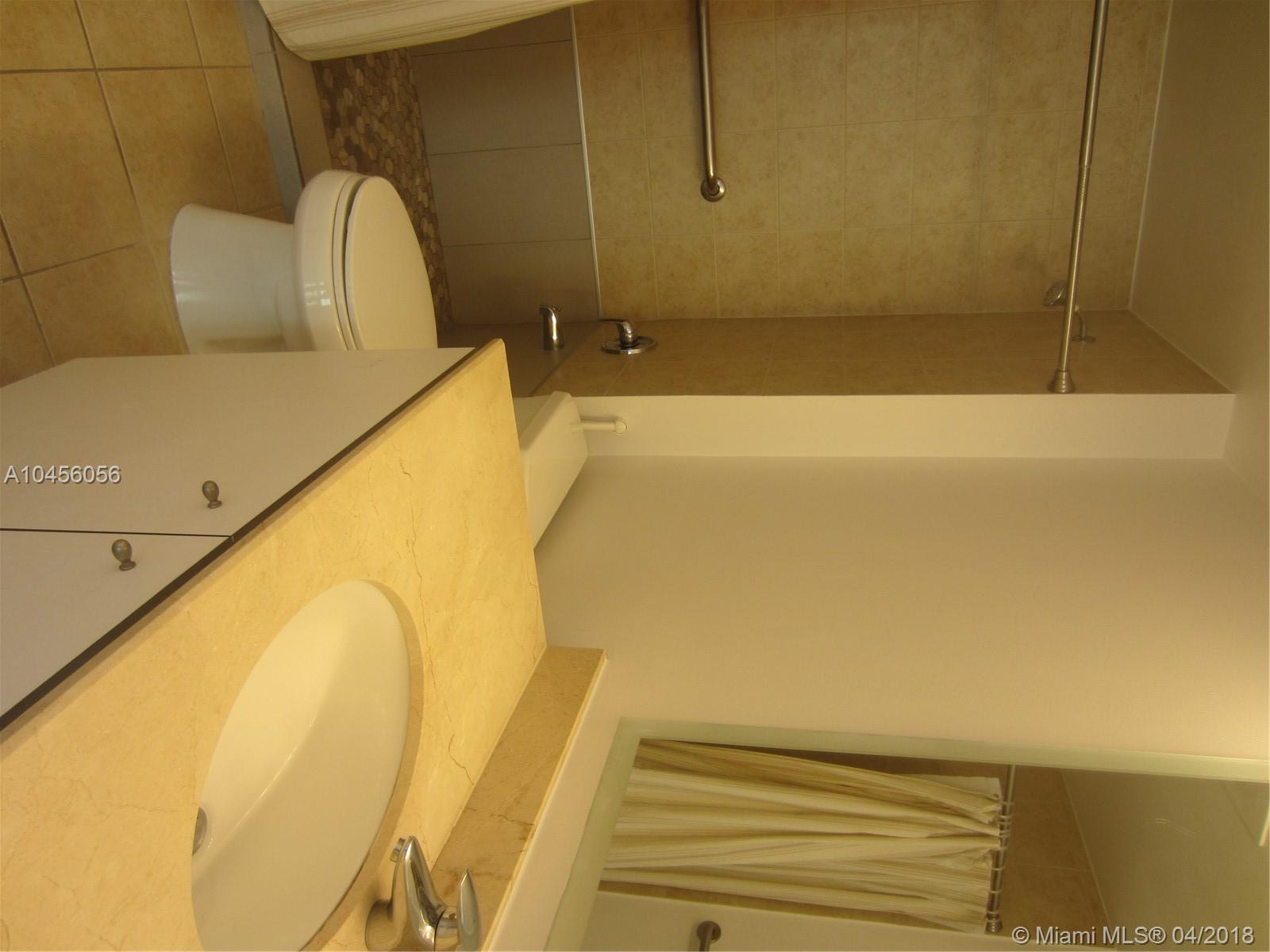 METROPOLIS II AT DADELAND - Residential Lease