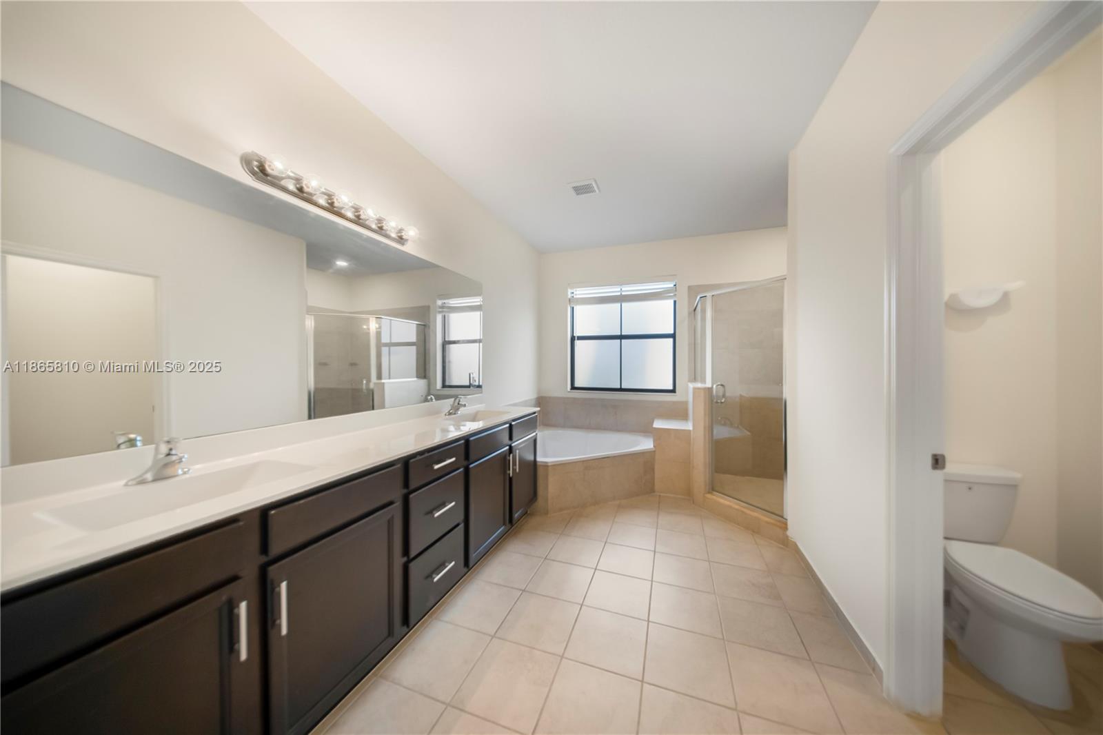 AQUABELLA SECTION TWO - Residential