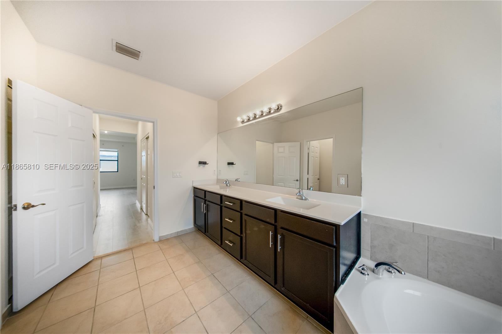 AQUABELLA SECTION TWO - Residential