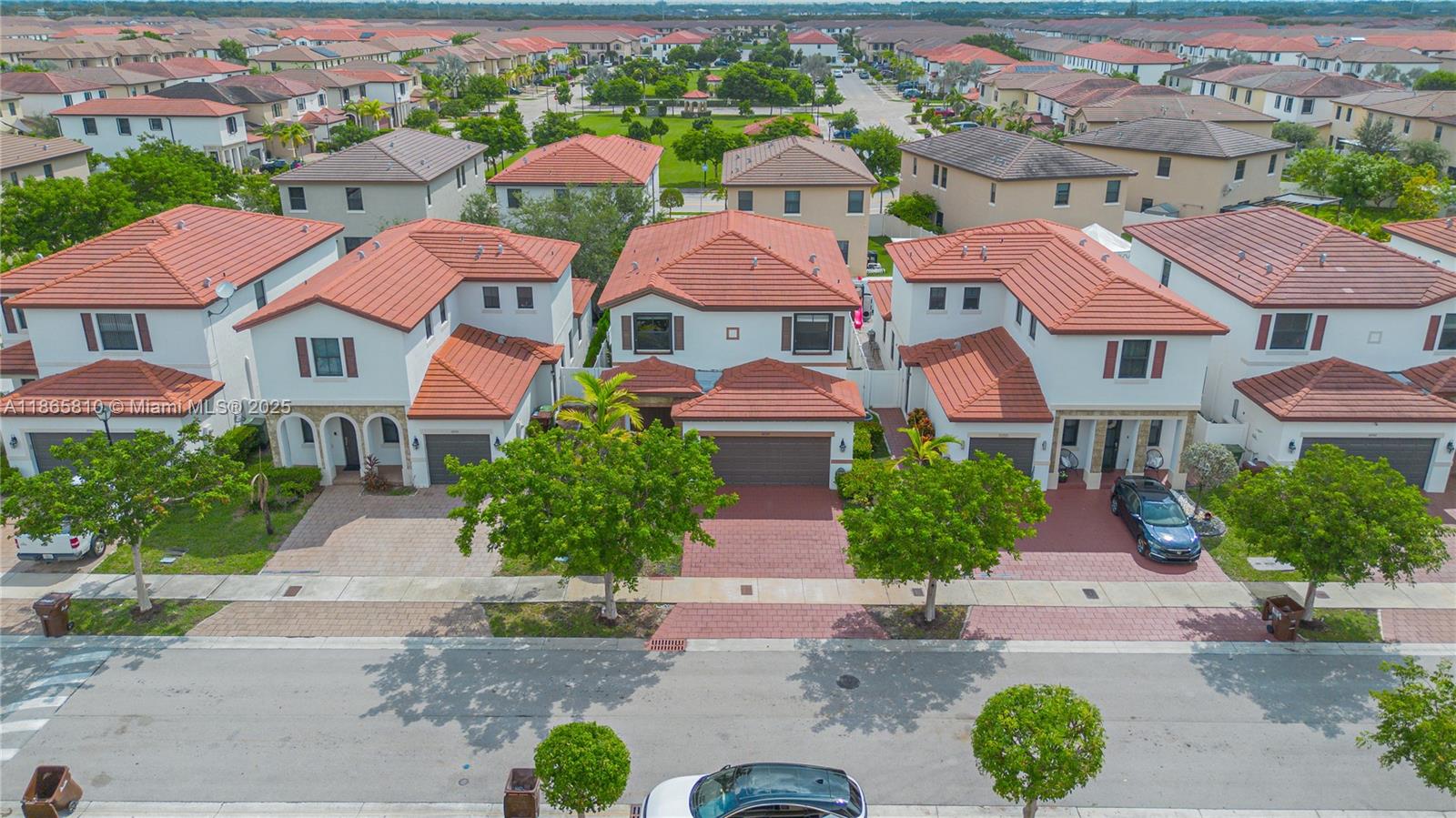 AQUABELLA SECTION TWO - Residential