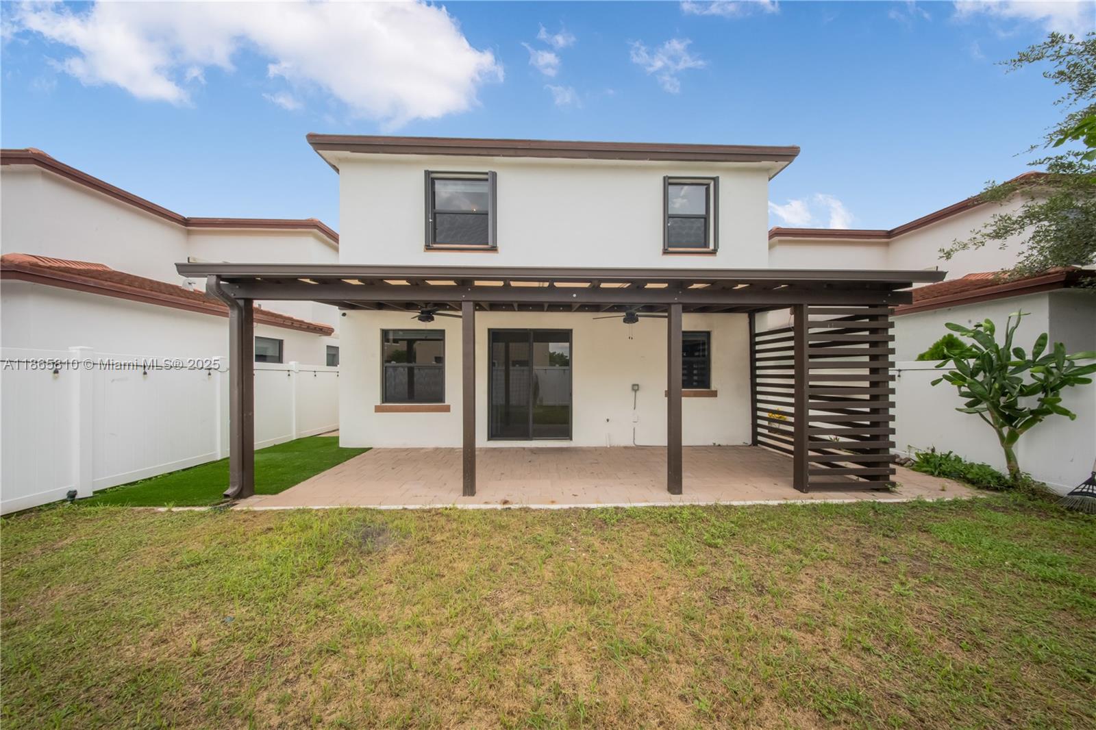 AQUABELLA SECTION TWO - Residential