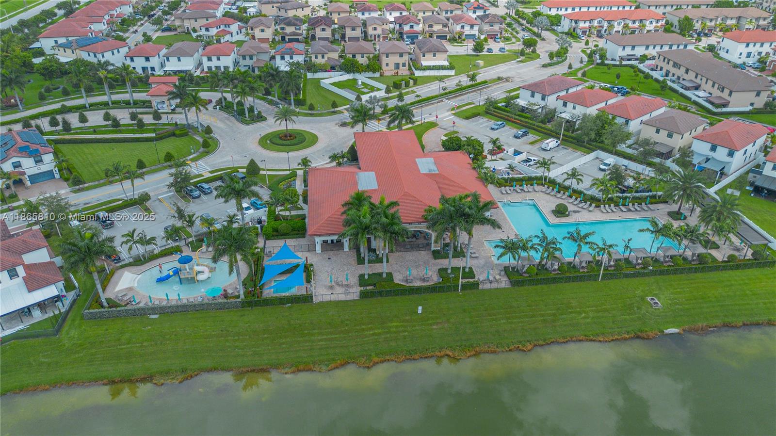 AQUABELLA SECTION TWO - Residential