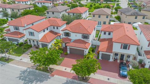 10521 W 35th Way Hialeah FL 33018