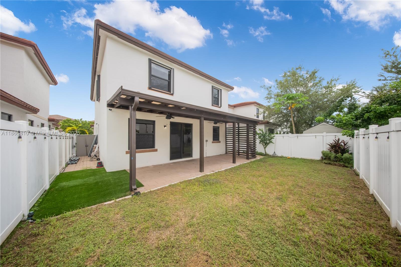 AQUABELLA SECTION TWO - Residential