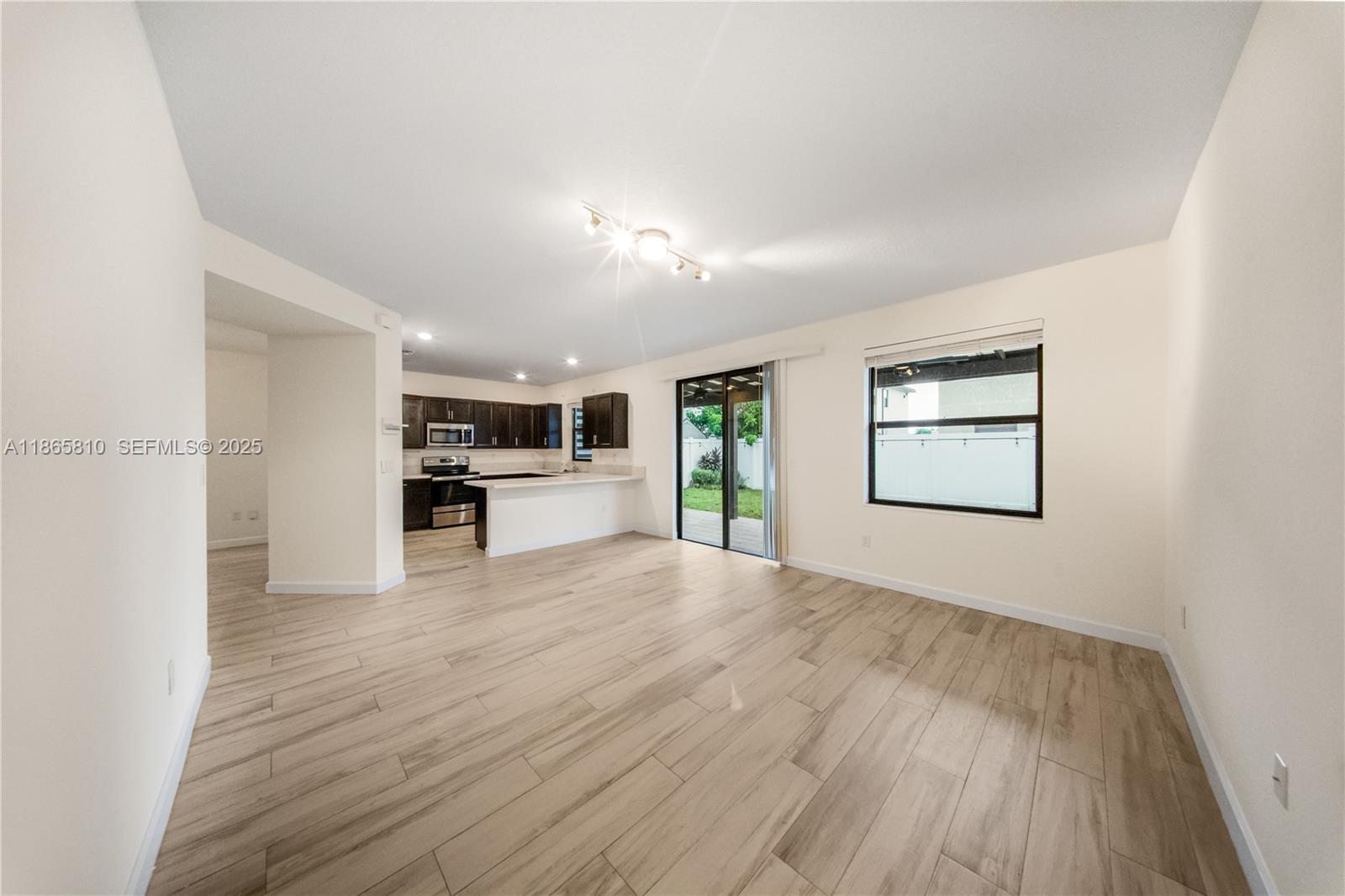 AQUABELLA SECTION TWO - Residential