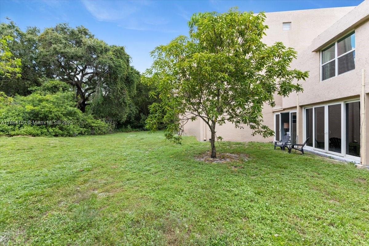 LIVE OAK CONDO SEVEN - Residential