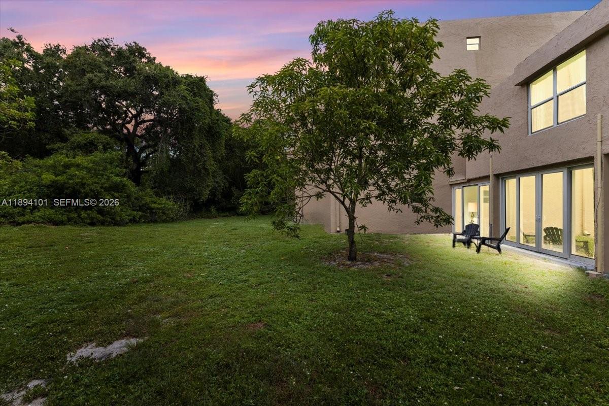 LIVE OAK CONDO SEVEN - Residential