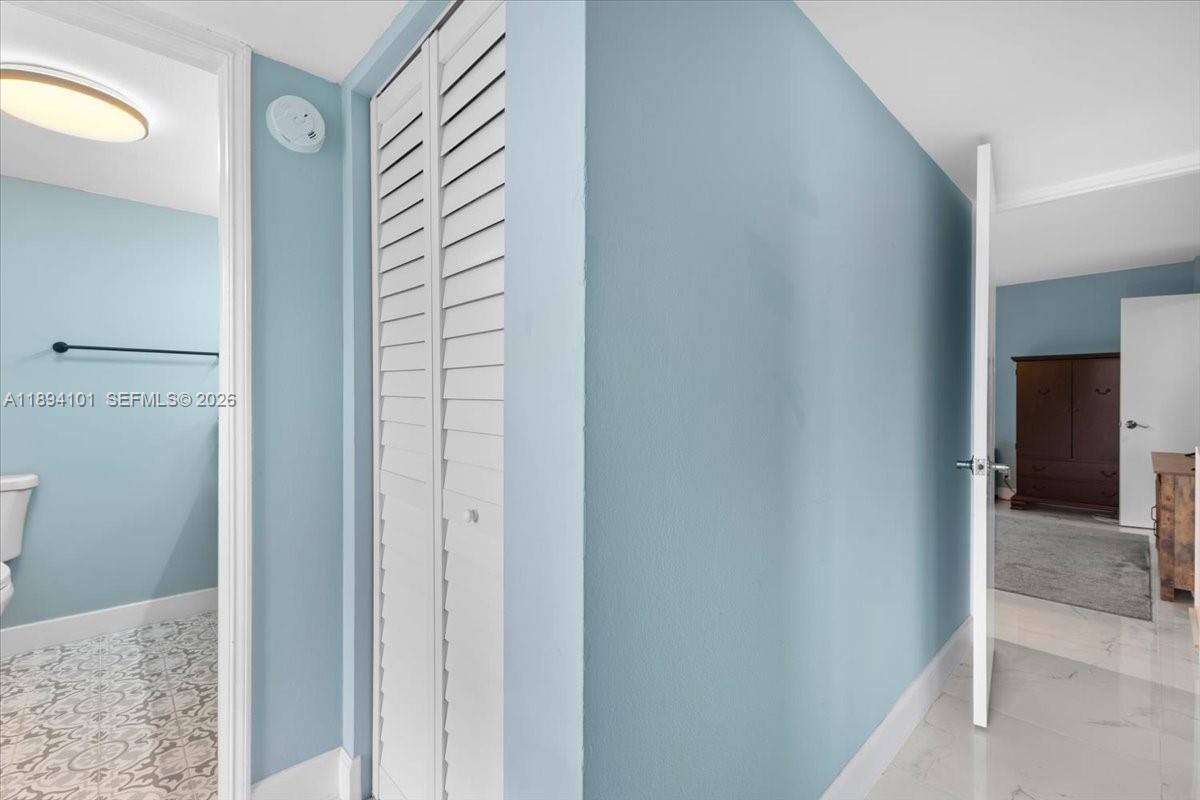 LIVE OAK CONDO SEVEN - Residential