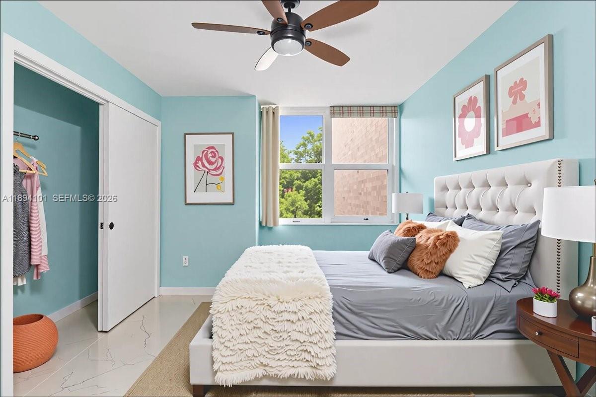 LIVE OAK CONDO SEVEN - Residential