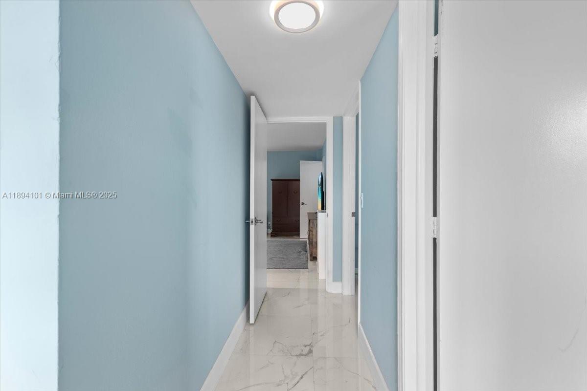 LIVE OAK CONDO SEVEN - Residential