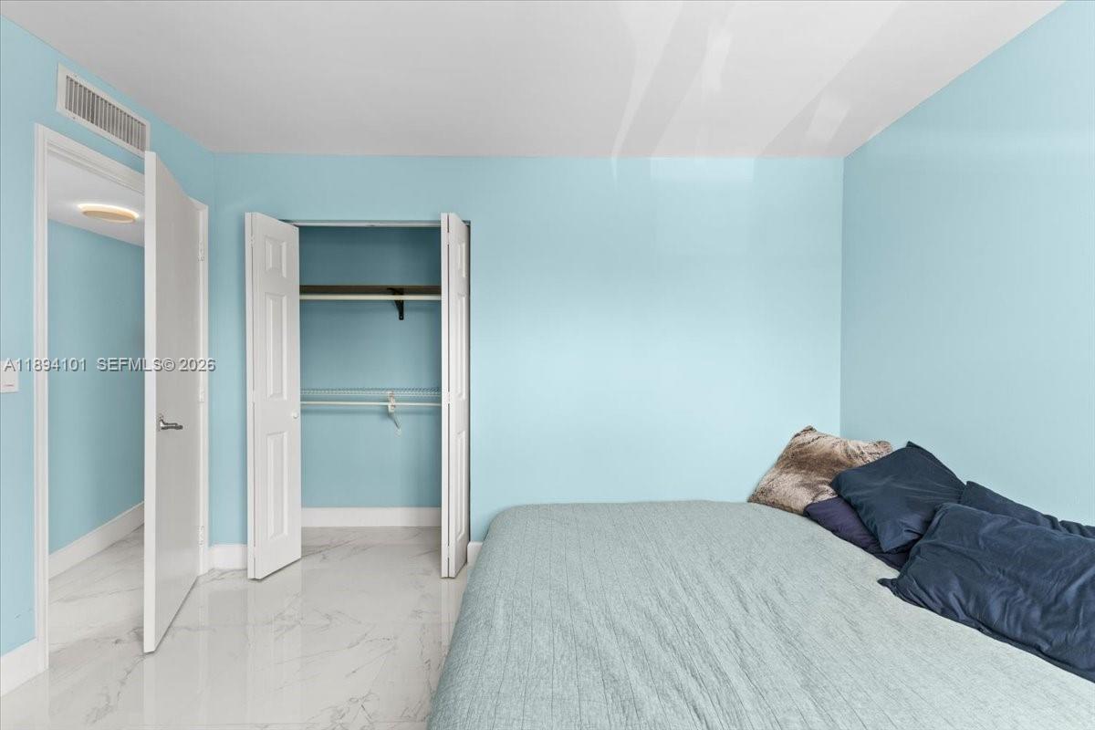 LIVE OAK CONDO SEVEN - Residential