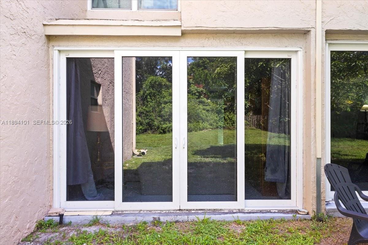 LIVE OAK CONDO SEVEN - Residential