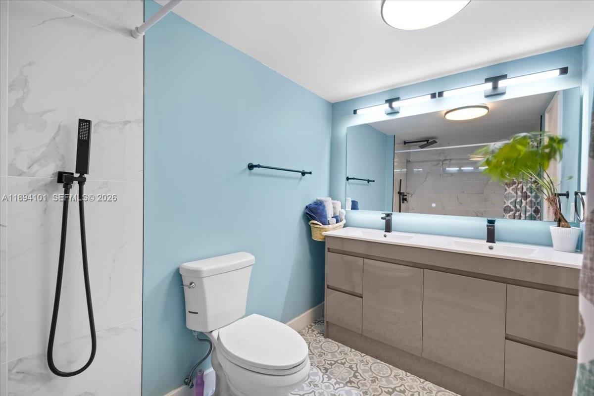 LIVE OAK CONDO SEVEN - Residential