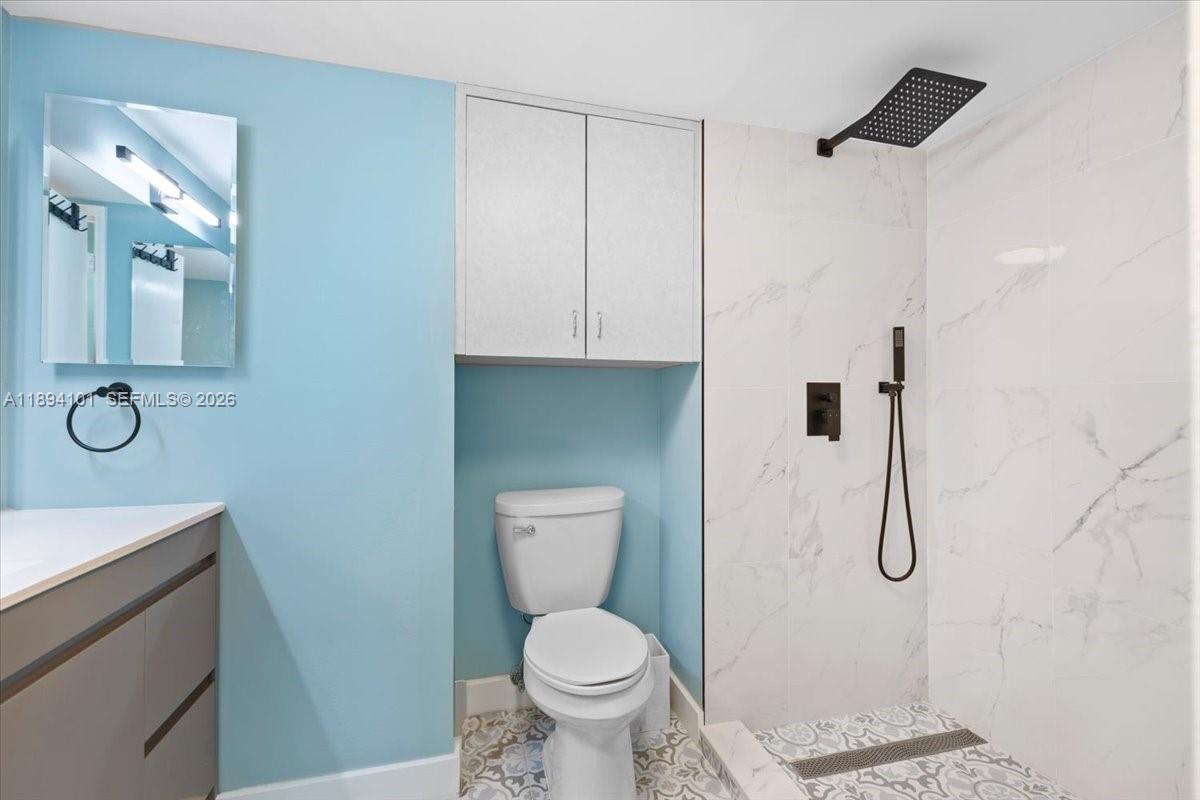 LIVE OAK CONDO SEVEN - Residential