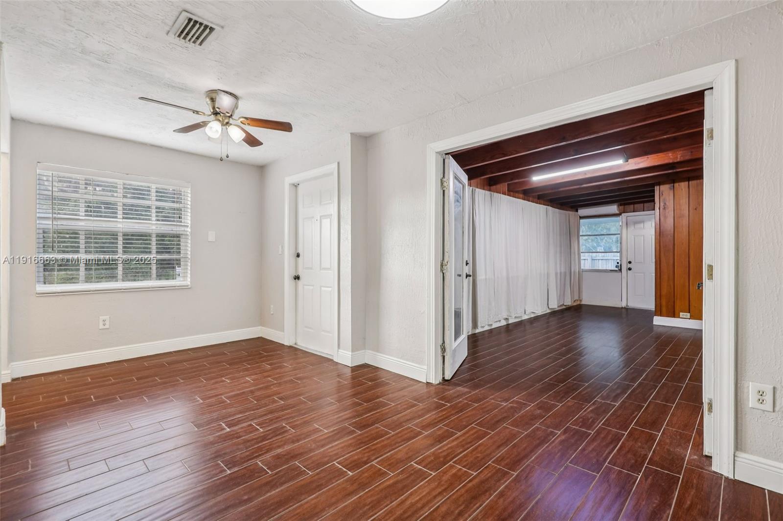 GRATIGNY SHORES - Residential