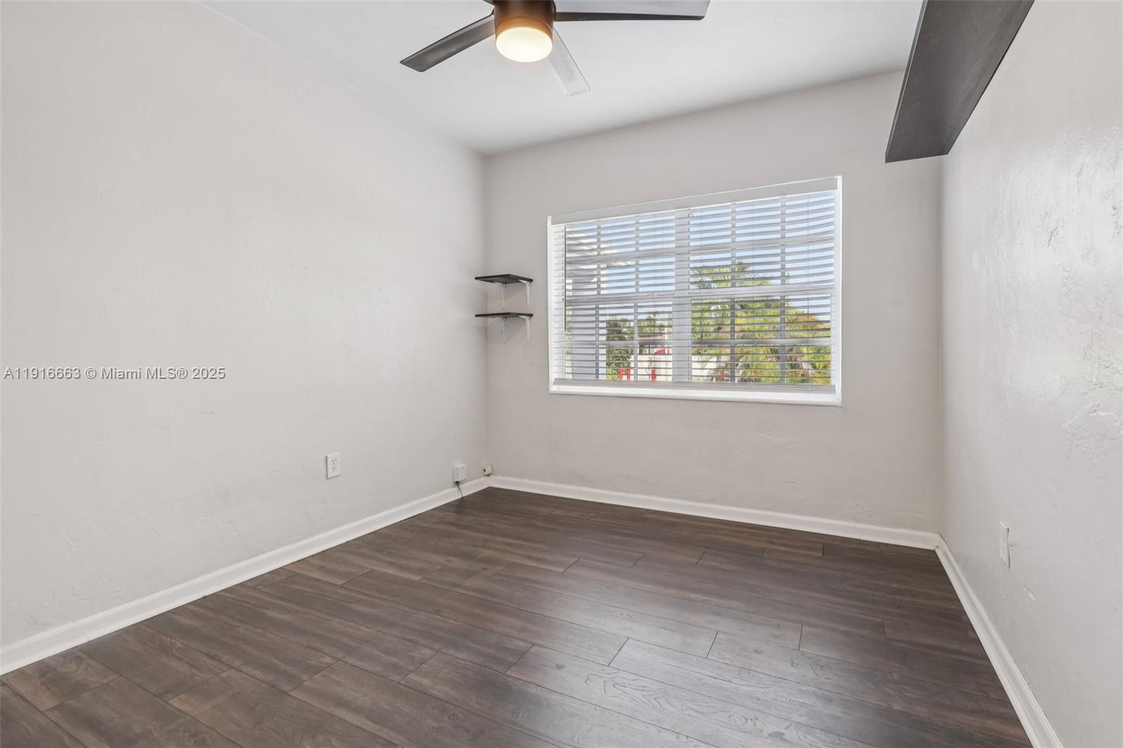 GRATIGNY SHORES - Residential