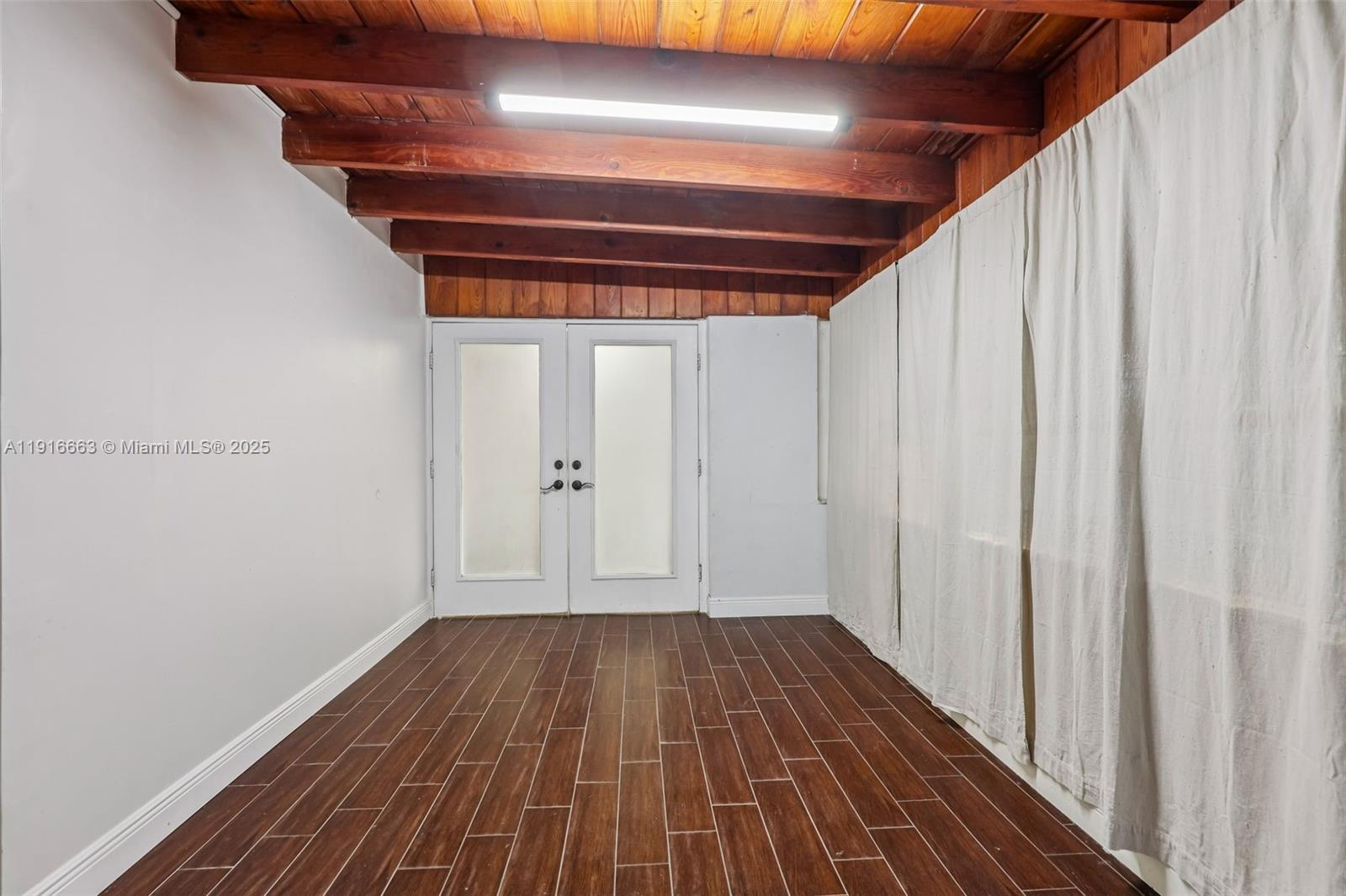 GRATIGNY SHORES - Residential