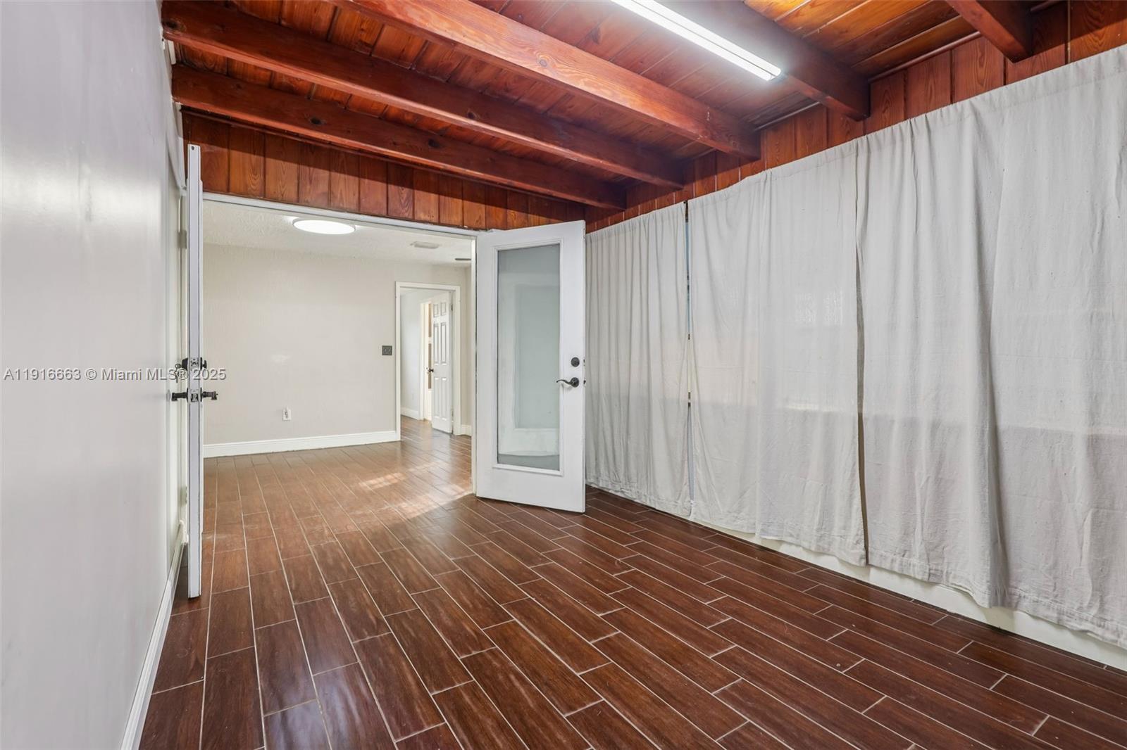 GRATIGNY SHORES - Residential