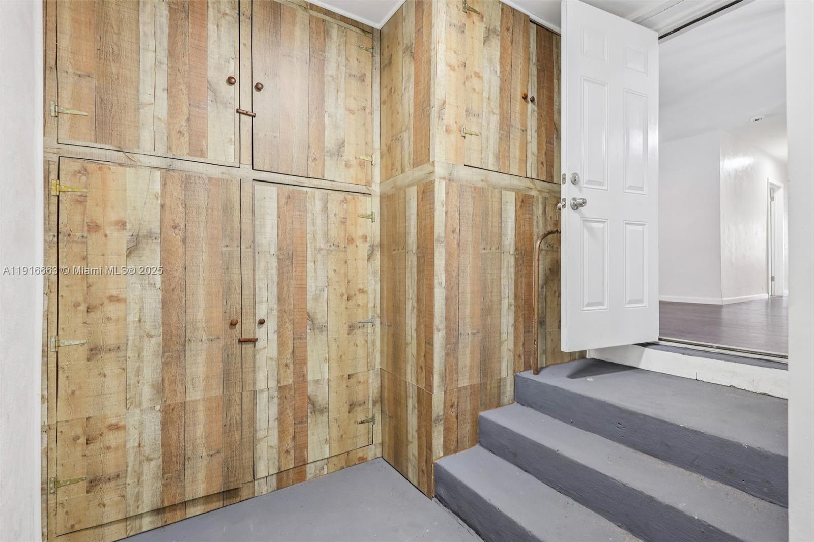 GRATIGNY SHORES - Residential