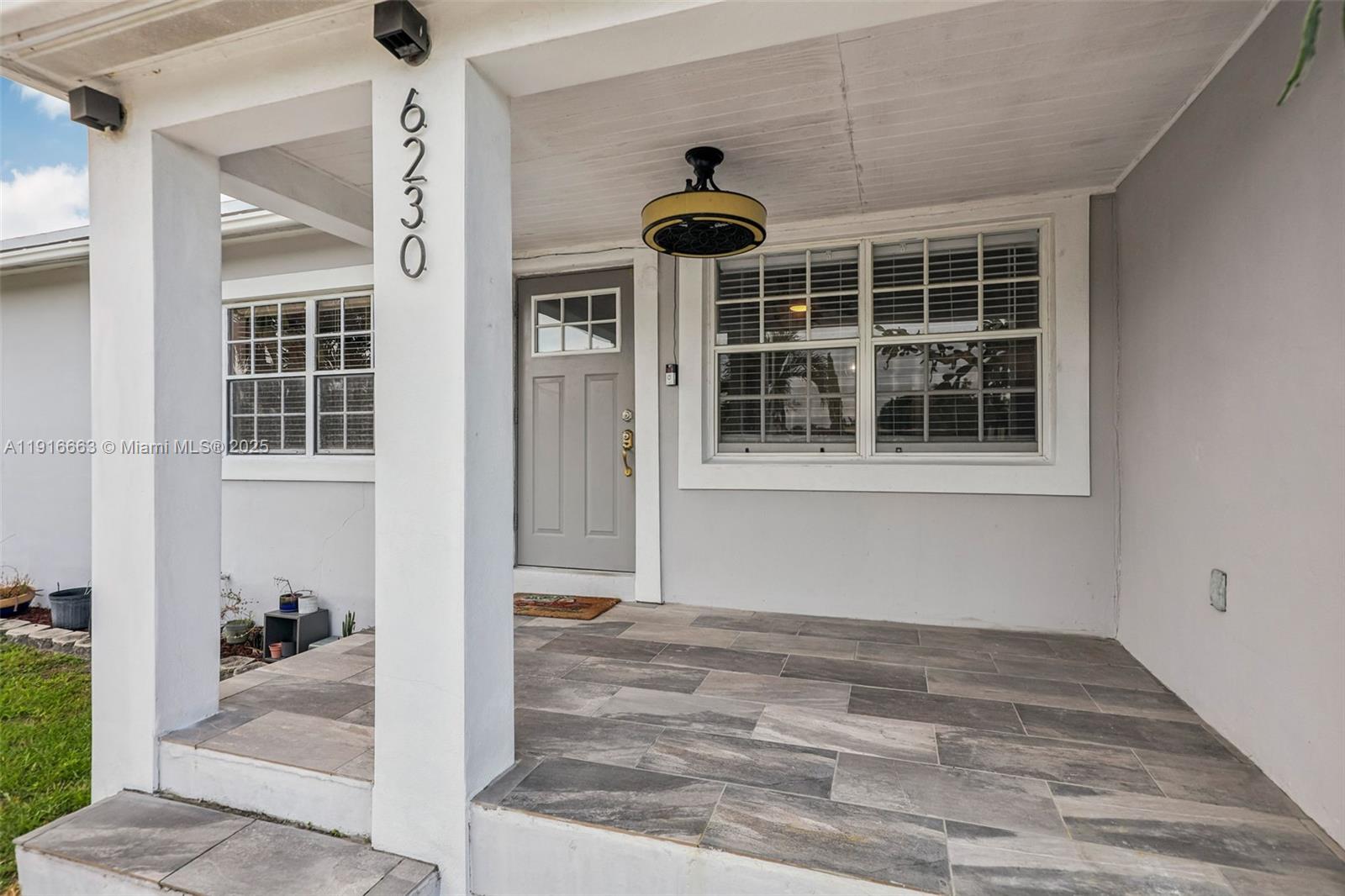 GRATIGNY SHORES - Residential