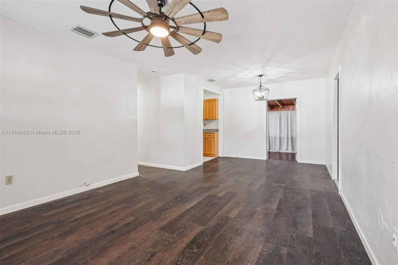 GRATIGNY SHORES - Residential