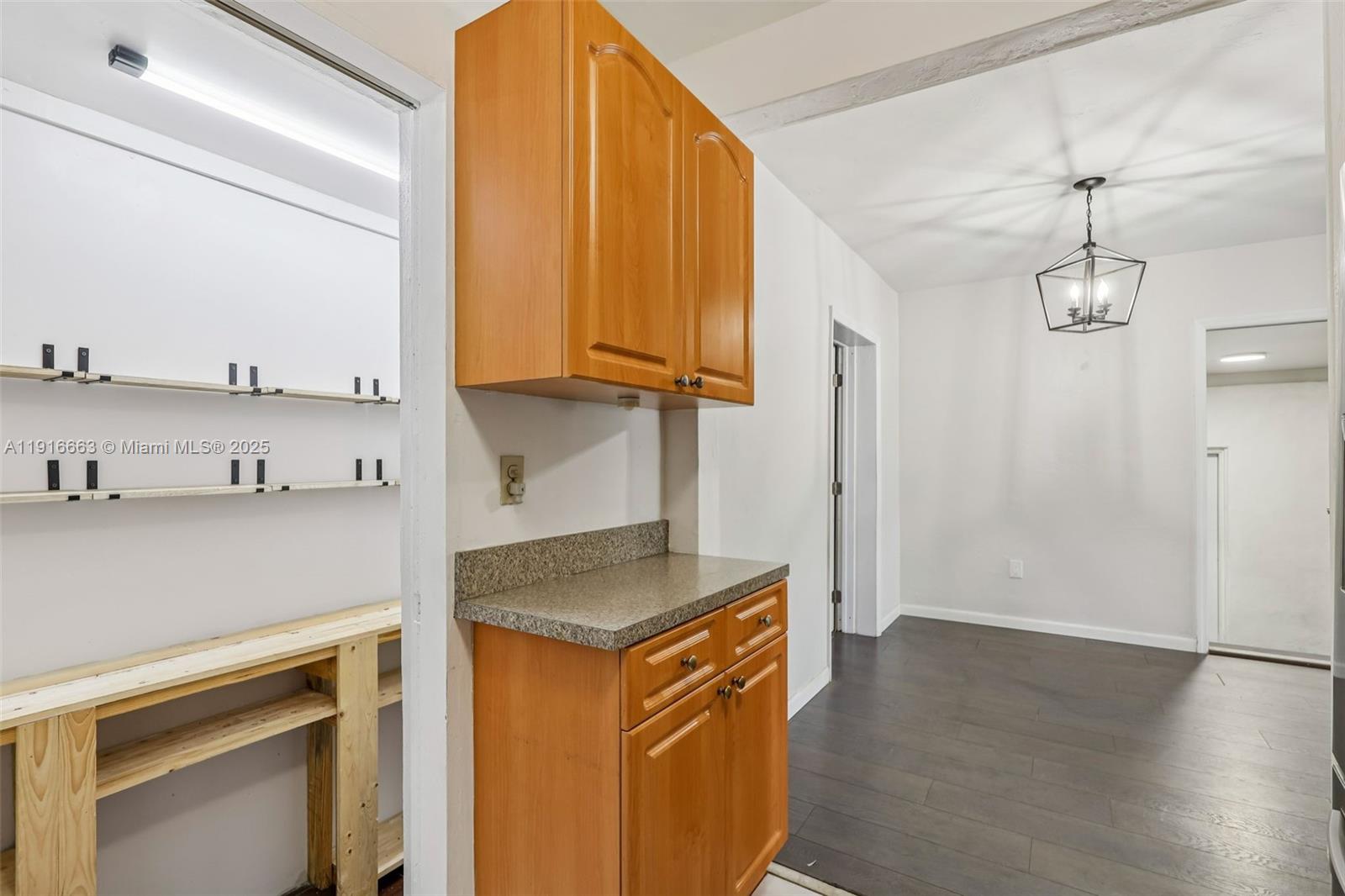 GRATIGNY SHORES - Residential