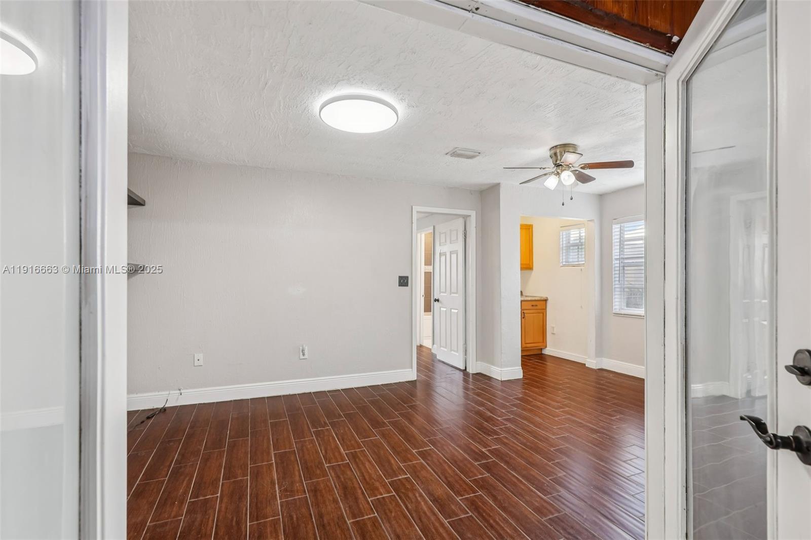 GRATIGNY SHORES - Residential